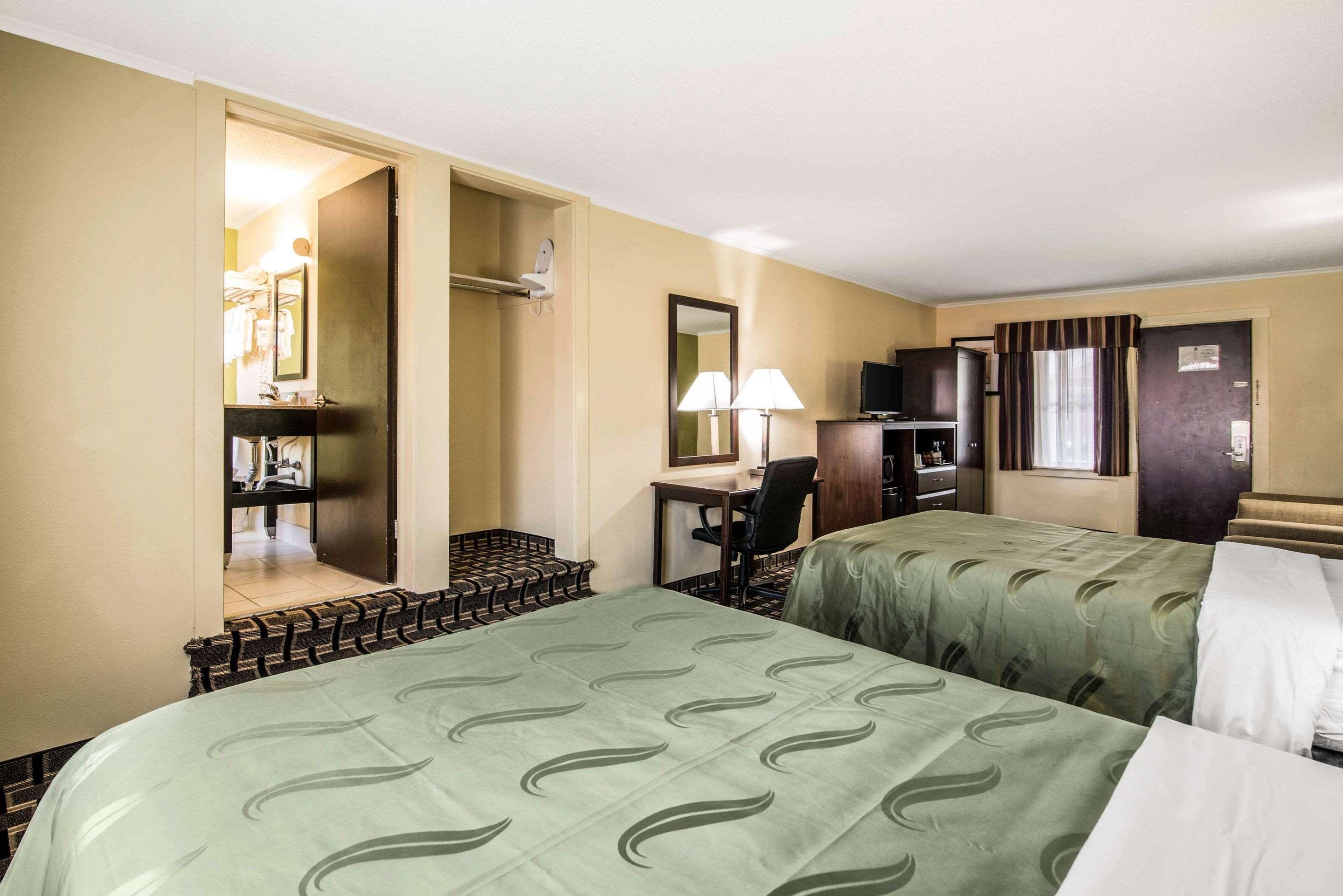 Quality Inn Barre-Montpelier Exterior photo