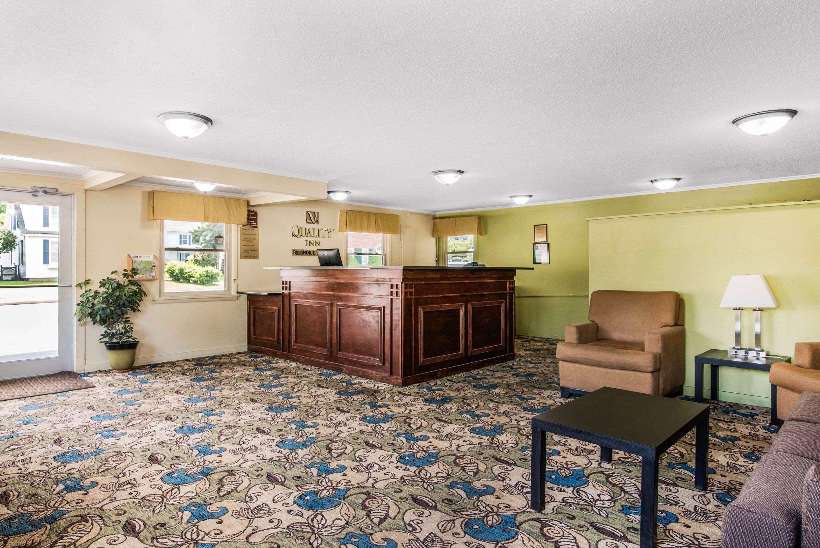 Quality Inn Barre-Montpelier Exterior photo