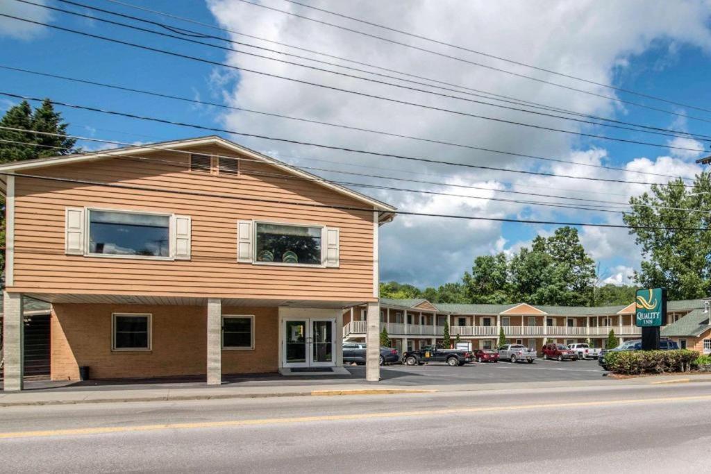Quality Inn Barre-Montpelier Exterior photo