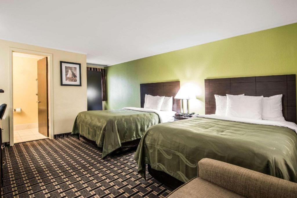 Quality Inn Barre-Montpelier Exterior photo
